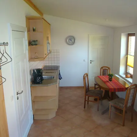 アパート Am Waldessaum 10